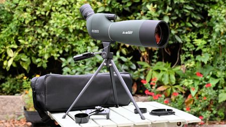 Svbony SV28Plus HD spotting scope