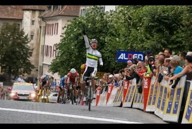 Michael Hepburn (Australia) crosses the finish line