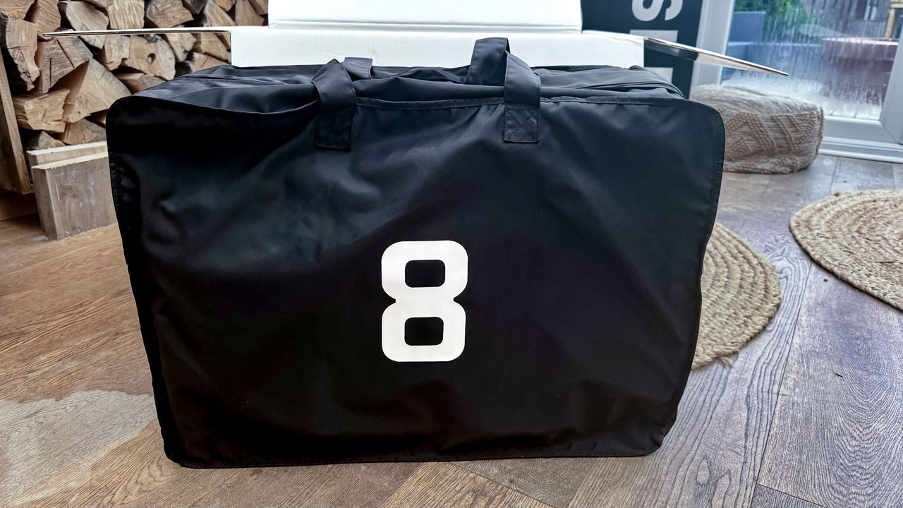 Eight SLeep Pod 4 smart mattress cover in bag