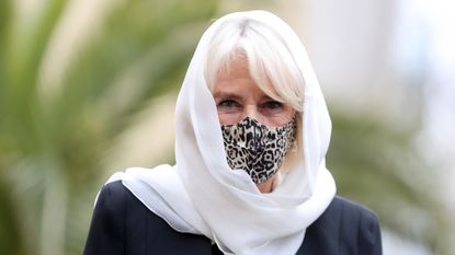Duchess Camilla wearing a facemask