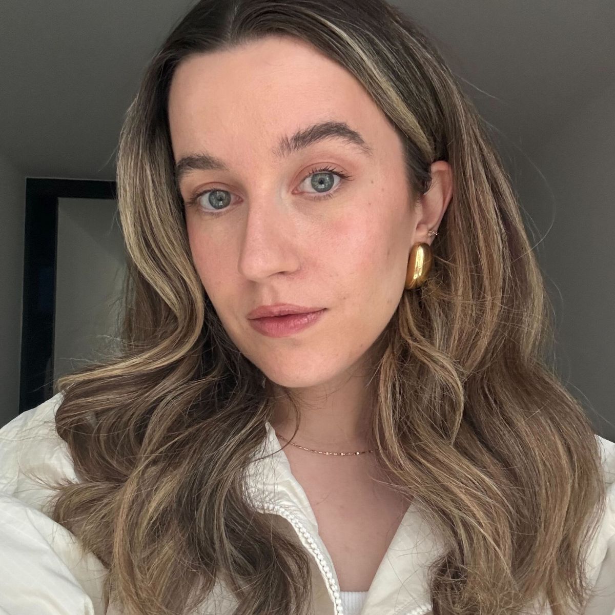 Deputy beauty editor Grace Lindsay wearing a glossy lip