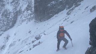 is Ben Nevis hard to climb: weather