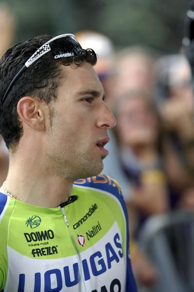 Vincenco Nibali (Liquigas) talks to the press after finishing his time trial.