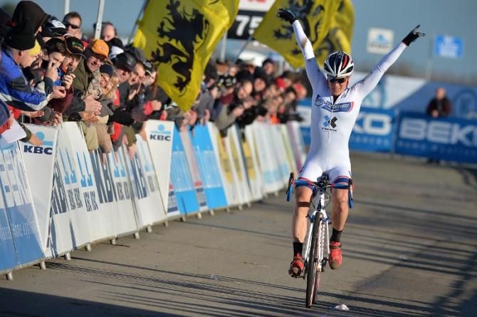 Katie Compton wins round three of the 'cross World Cup in Koksijde