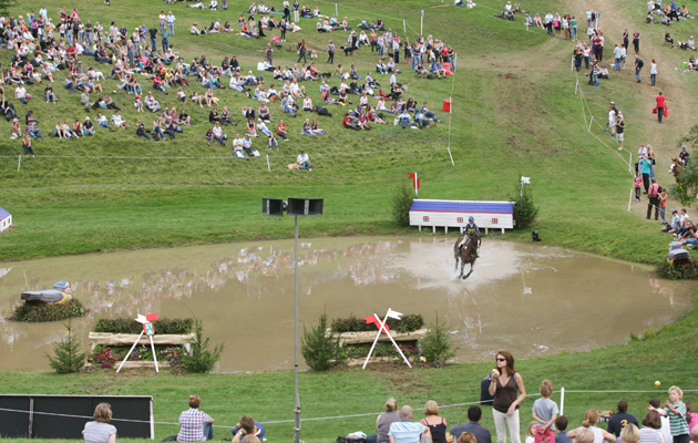 gatcombe-859399.jpg