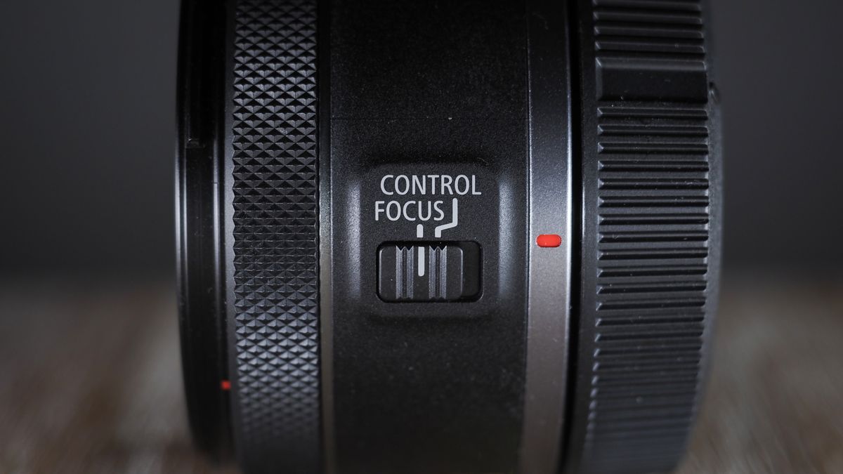 Canon RF 50mm f/1.8 STM