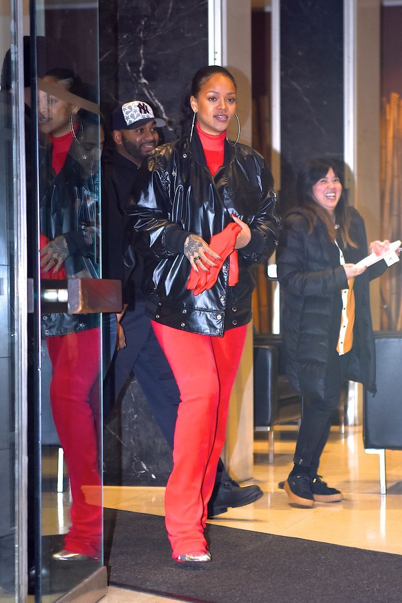 celebrity sightings in new york city january 22, 2016