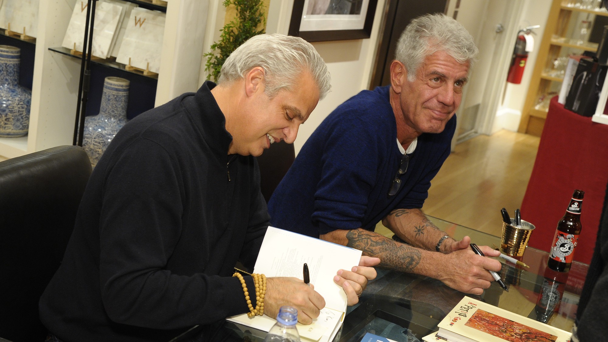 Anthony Bourdain at a book signing