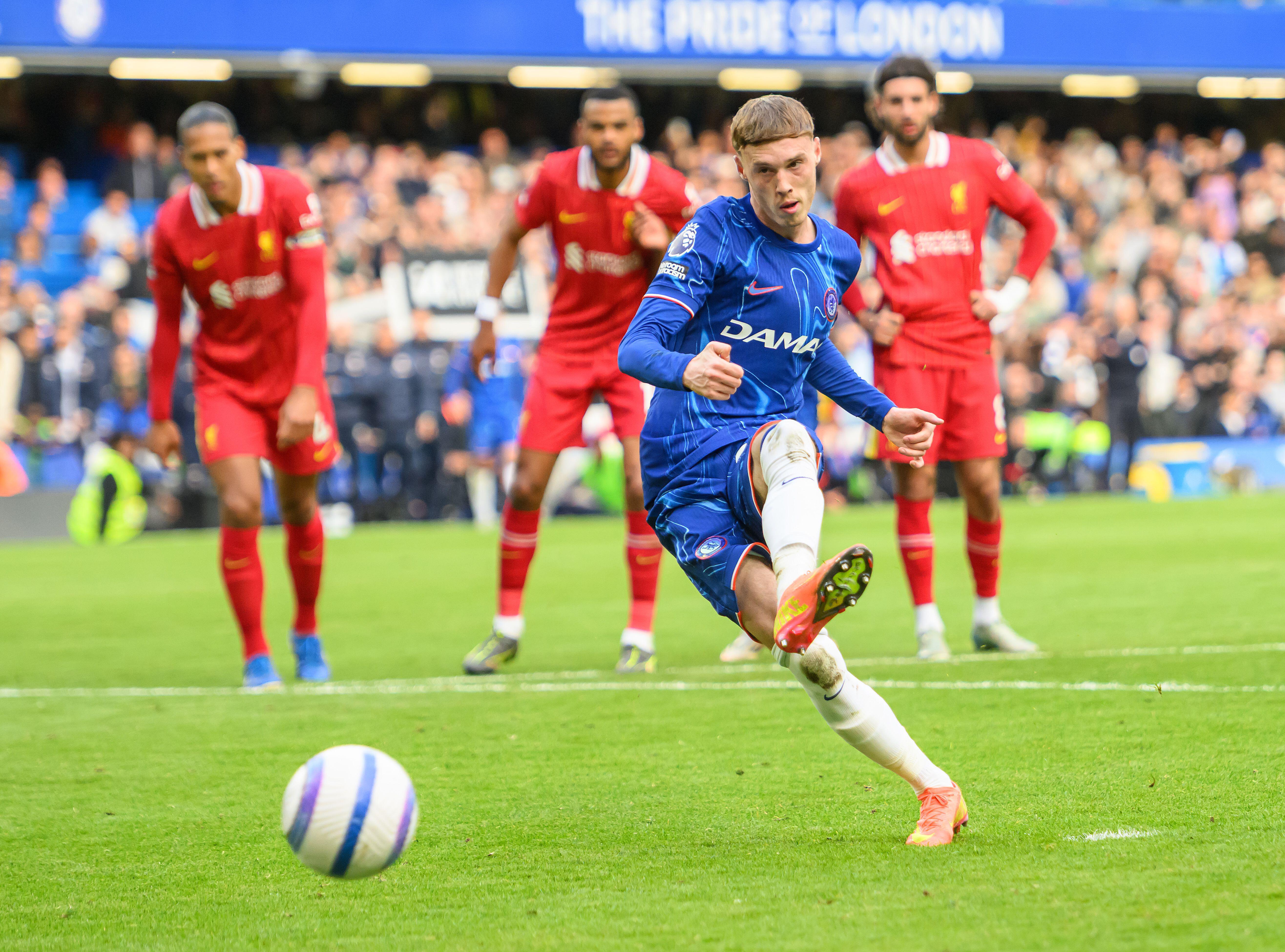 Cole Palmer scores a penalty for Chelsea against Liverpool, May 2025.