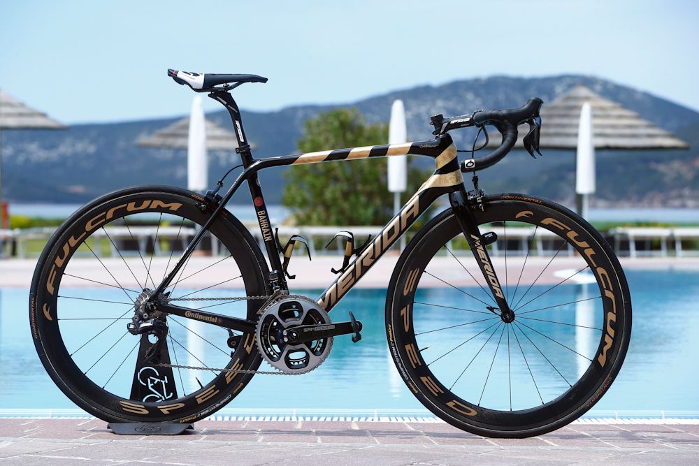 Vincenzo Nibali's custom Merida Scultura for the 2017 Giro d'Italia