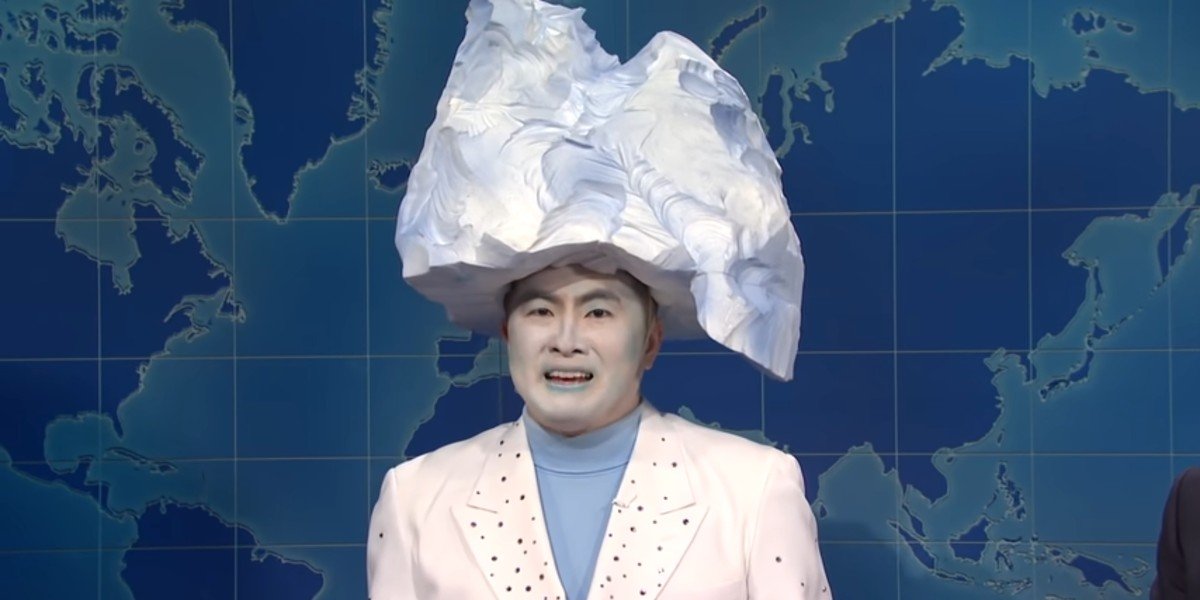 Bowen Yang playing up the Titanic disaster on Saturday Night Live&#039;s Weekend Update