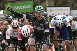 Sam Bennett wins stage 3 at 2017 Paris-Nice