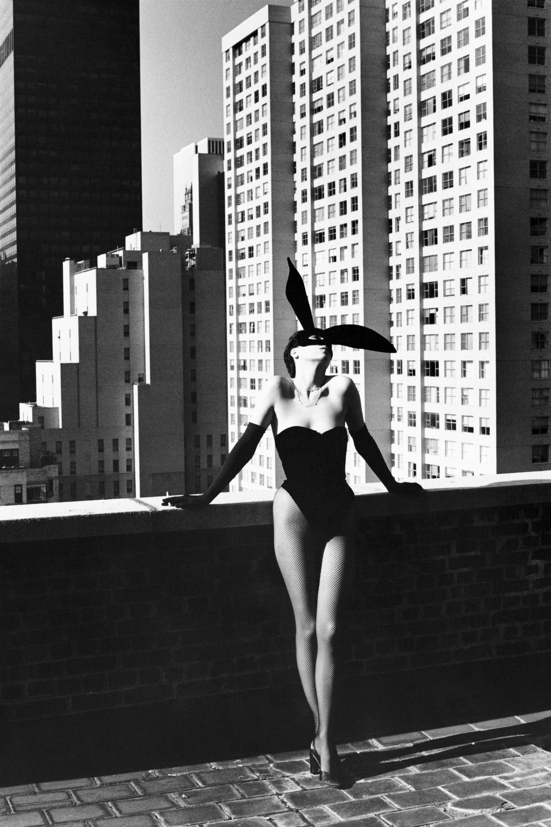 Helmut Newton Elsa Peretti Conejita