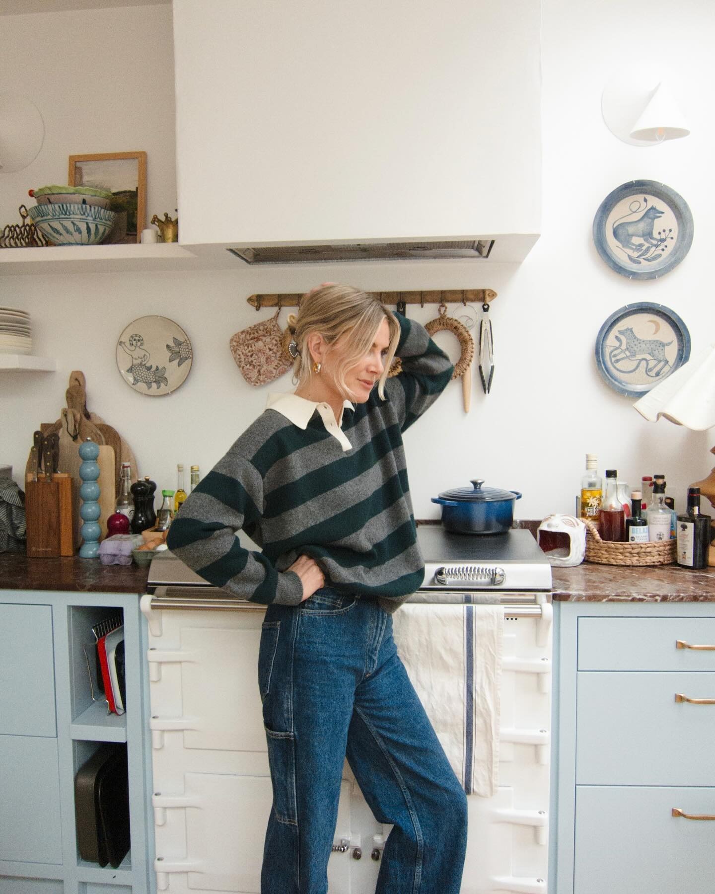 @lucywilliams02 wearing rugby shirts with jeans