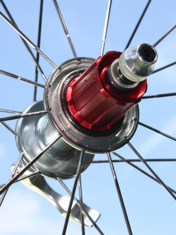 Zipp switched to a radial driveside pattern in order to achieve wider flange spacing - and better lateral wheel stiffness as a result