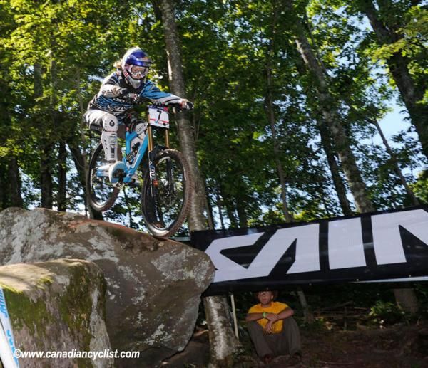 Rachel Atherton (Commencal) returns after injury