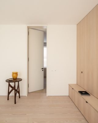 Nordic minimalism in Kensington interior