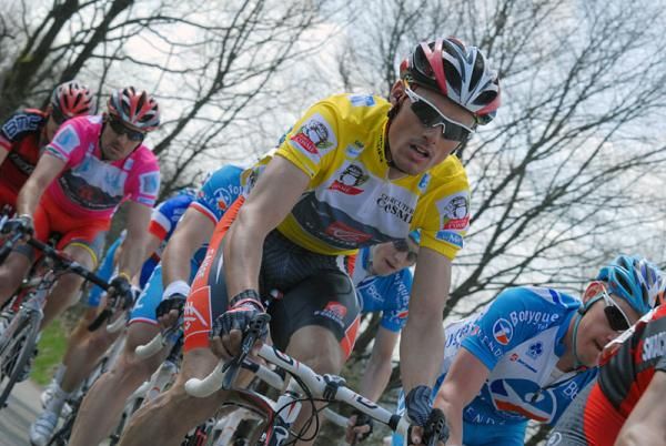 Race leader Luis L&eacute;on Sanchez (Caisse d'Epargne)