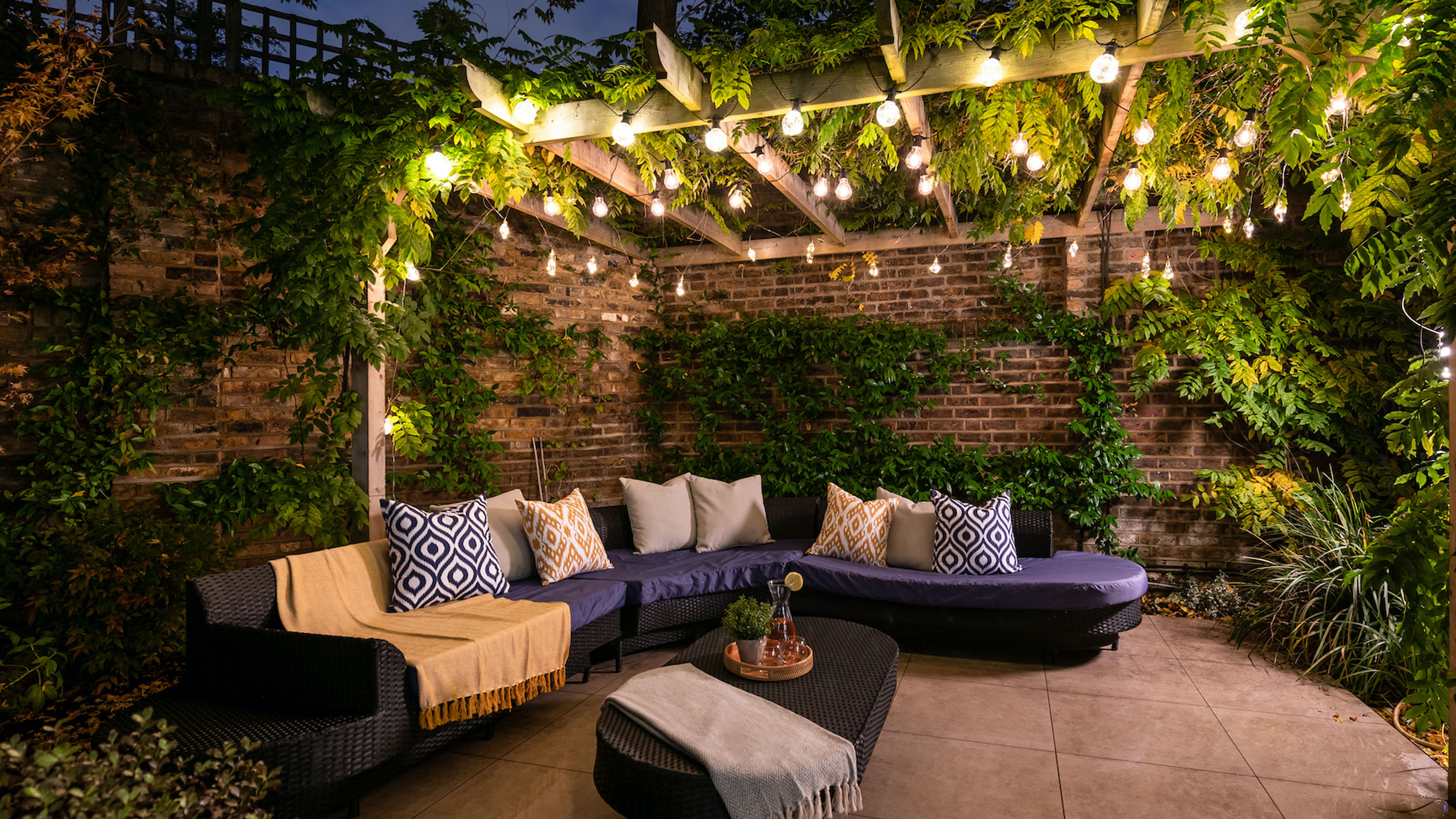 Patio lighting ideas for ambiance