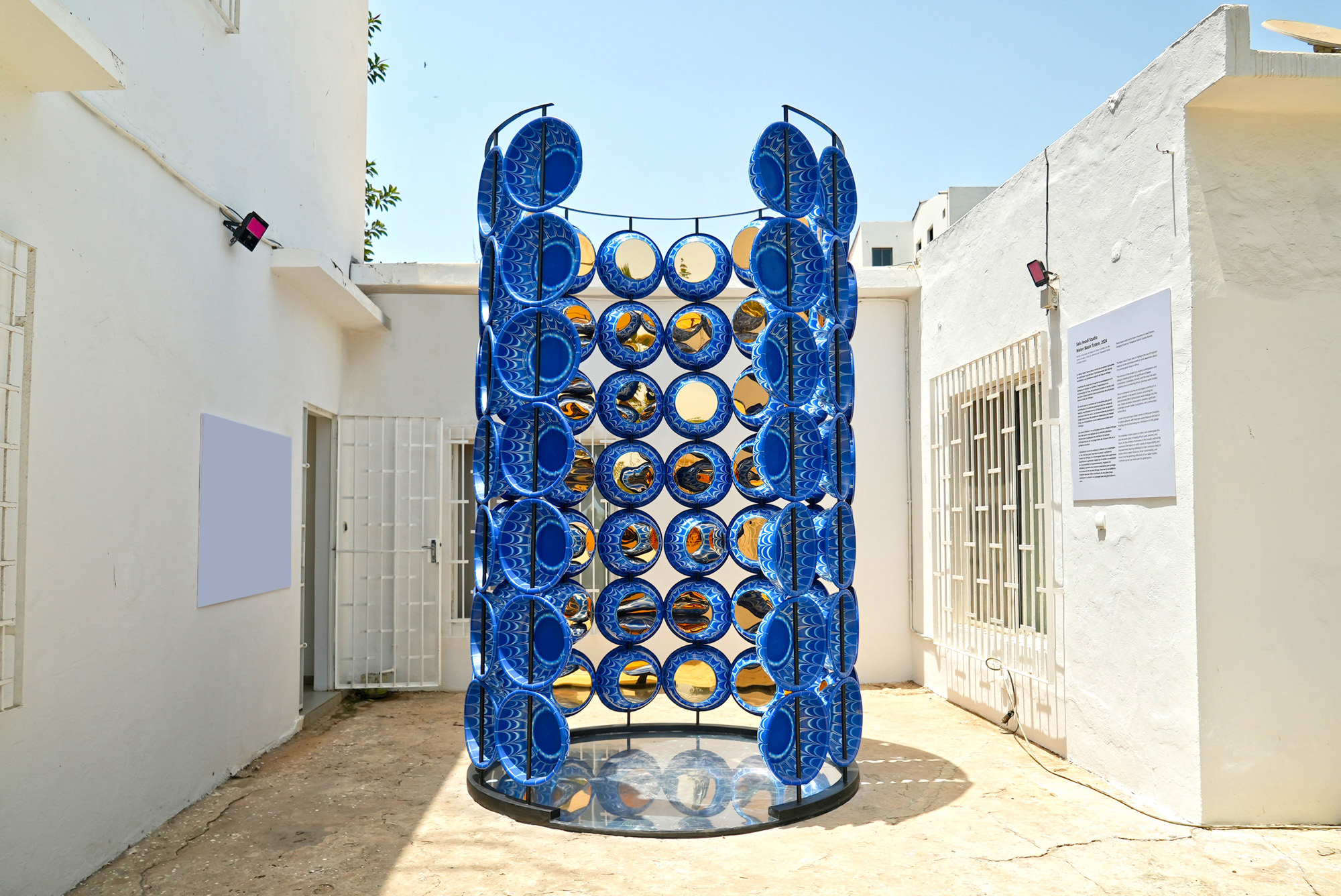 Totem made with blue water basins