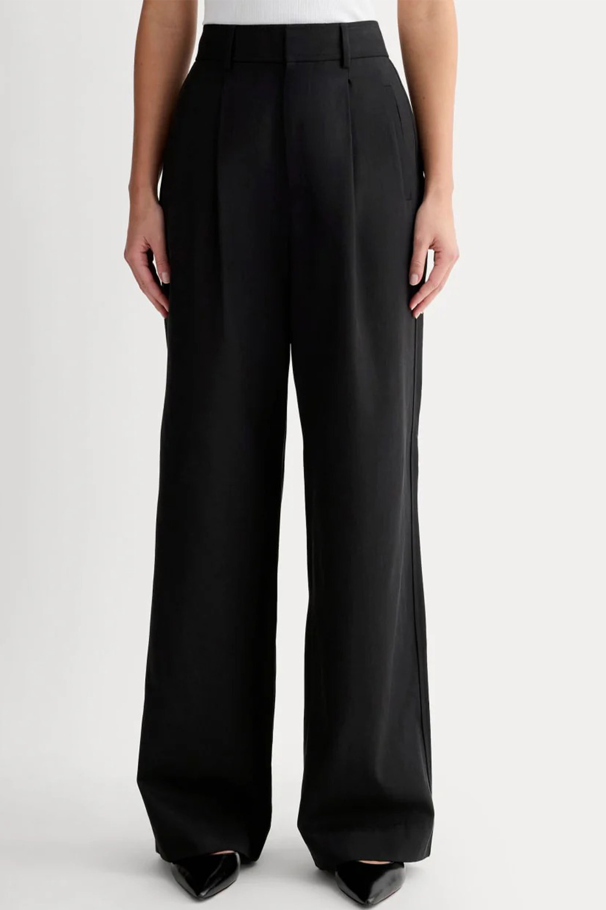The Draper Pleated Pant