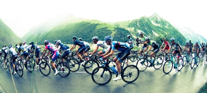 Ramunas Navardauskas rides amongst the peloton as they approach the summit to the Col du Glandon