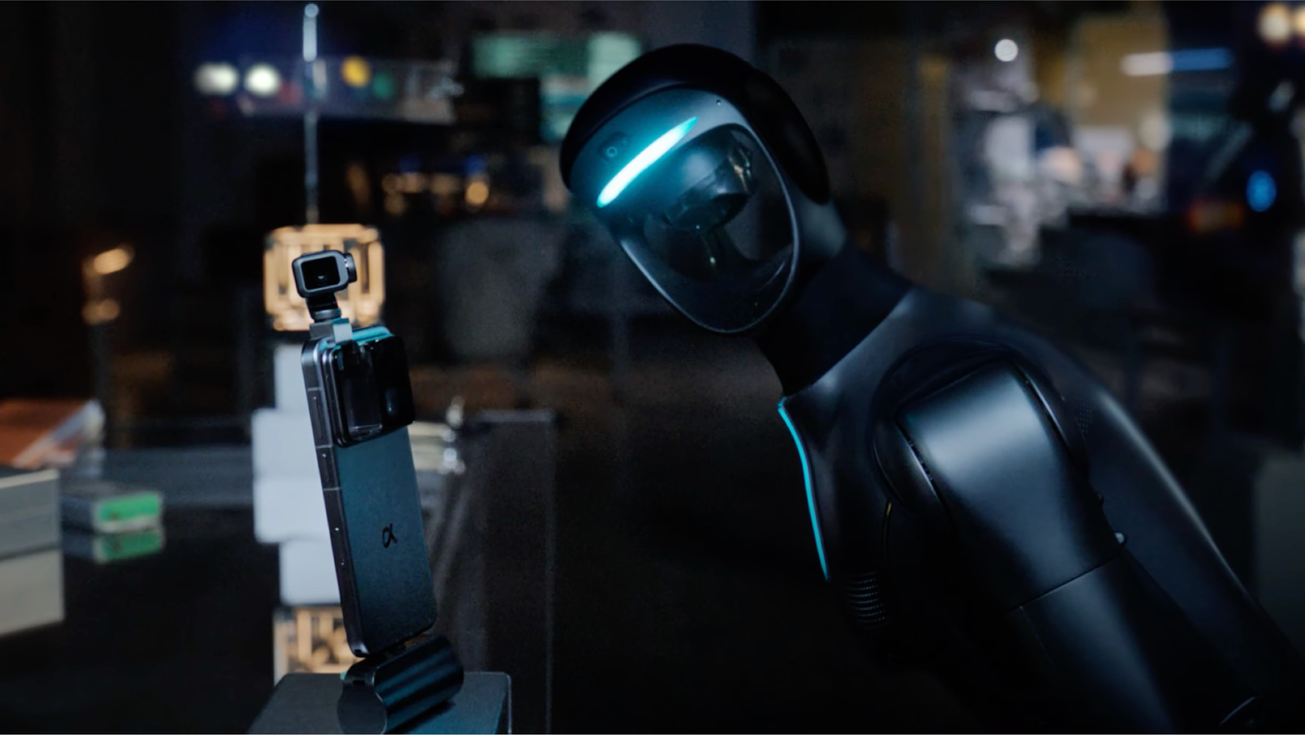 Honor's humanoid robot teaser