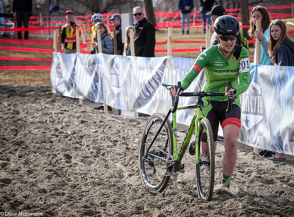 Emma White (Cannondale) had a bit of trouble during this trip through the sand and was forced to run