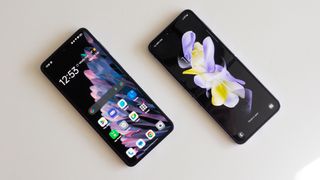 Oppo Find N2 Flip vs Samsung Galaxy Z flip 4 : comparaison du design