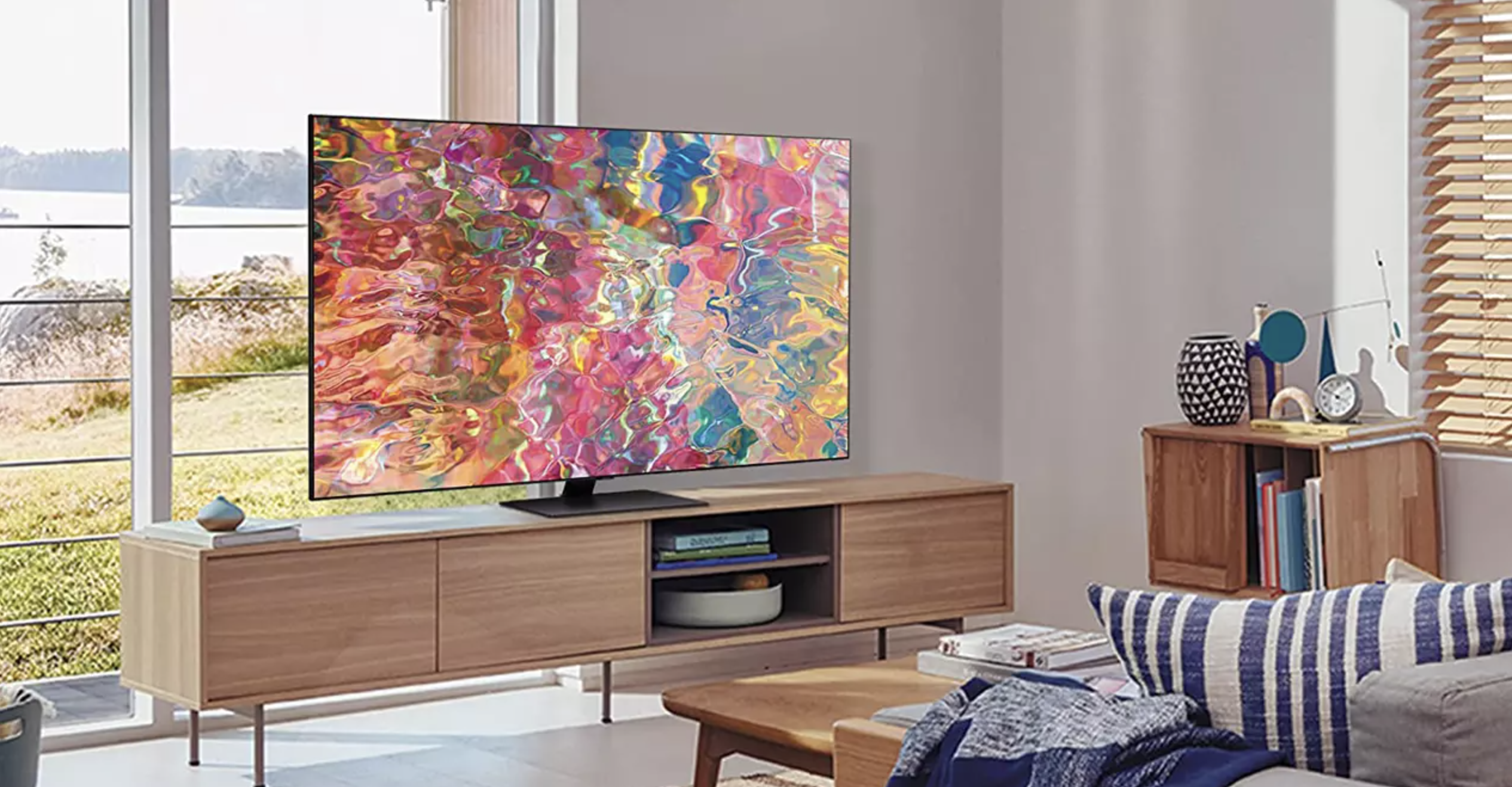 the Samsung 50Q80B tv pictured in a brightly lit living room