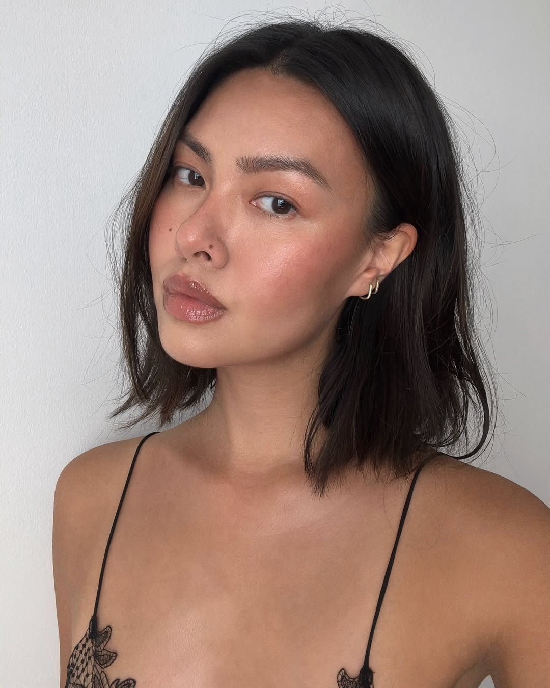 woman with mid length hair cut