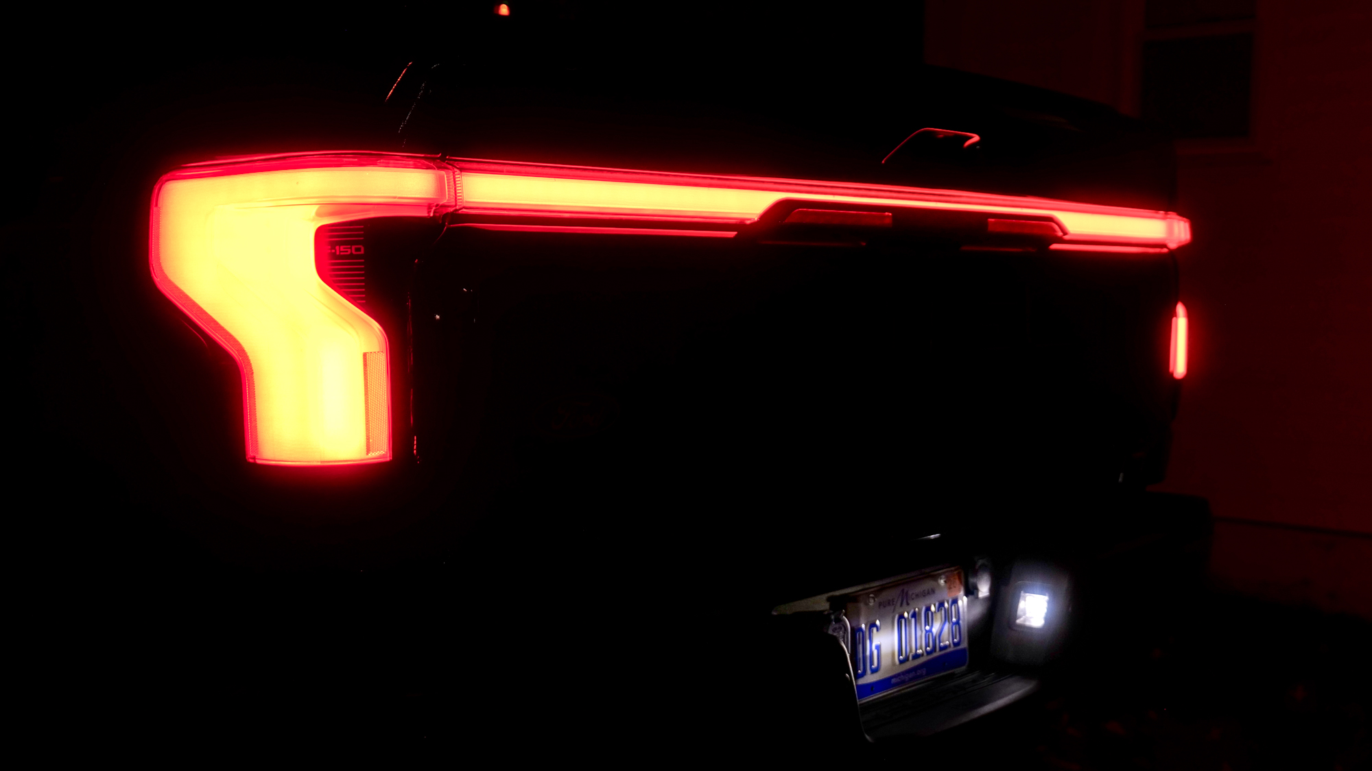 2025 Ford F-150 Lightning test drive.