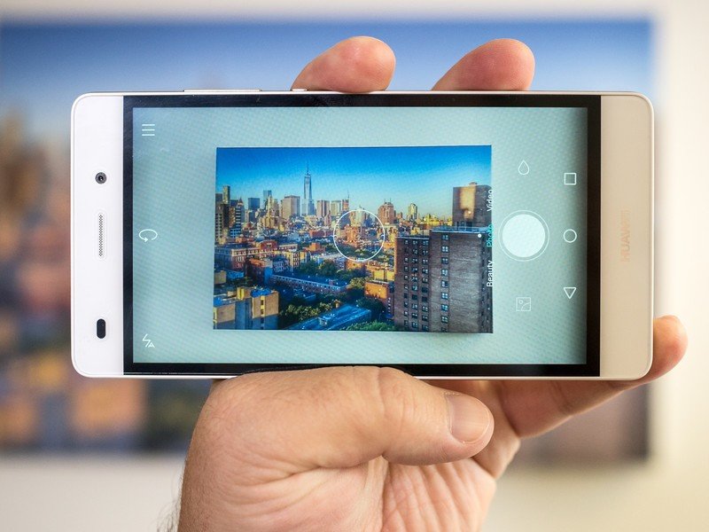 The Huawei P8 lite: A decent unlocked option with a software problem