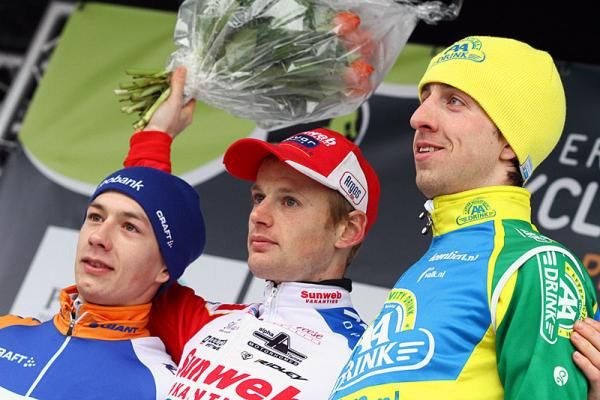 Men's podium (l-r): Lars van der Haar, Kevin Pauwels and Thijs Van Amerongen