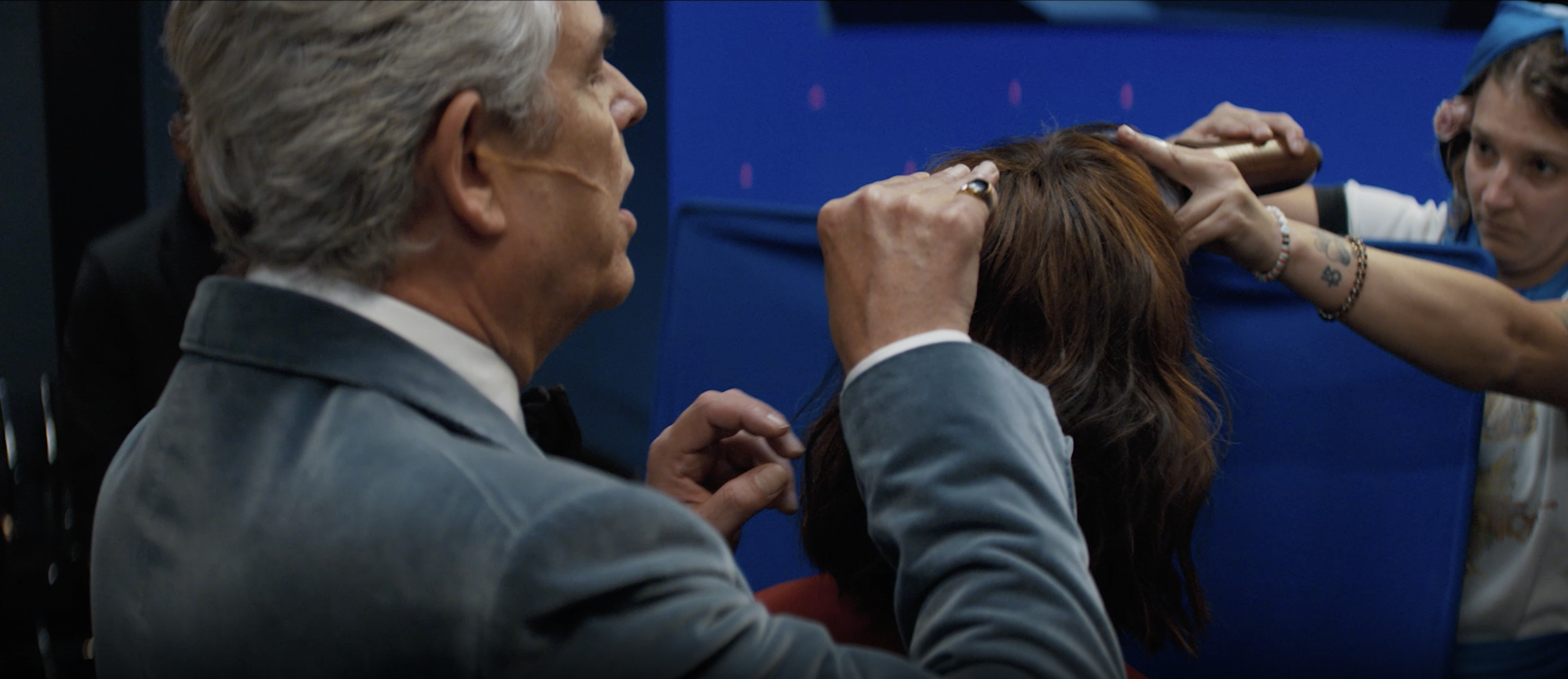 The Naked Gun VFX tips