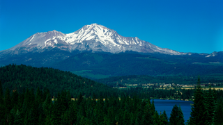 Siskiyou lake