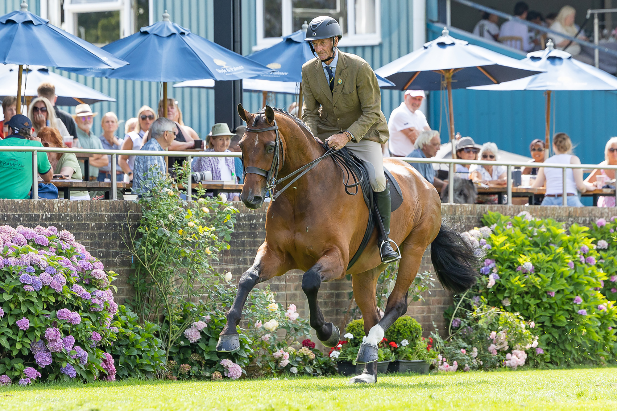 Ride judge Sir Mark Todd with Robert Walker&amp;rsquo;s Full Cry in the Alan Marnie Meta Lounge Ltd SHB(GB) Supreme Hunter Championship at The Agria Royal International Horse Show on 23 July 2026