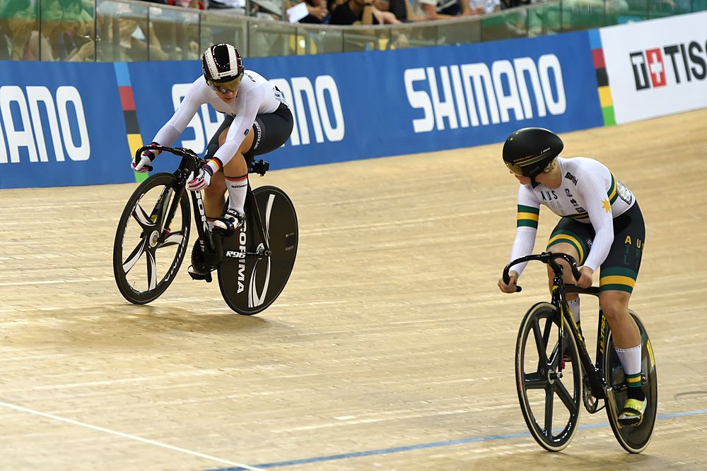 Kristina Vogel (Germany) against Stephanie Morton (Australia) in the sprint final