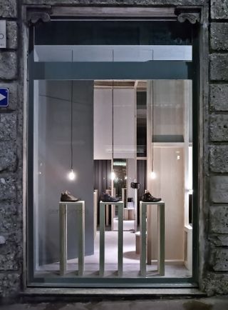 An ephemeral boutique in Milan