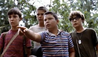 Wil Wheaton, River Phoenix, Jerry O'Connell and Corey Feldman in Stand By Me