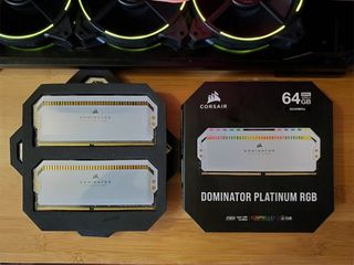 Corsair Dominator Platinum RGB White In Packaging