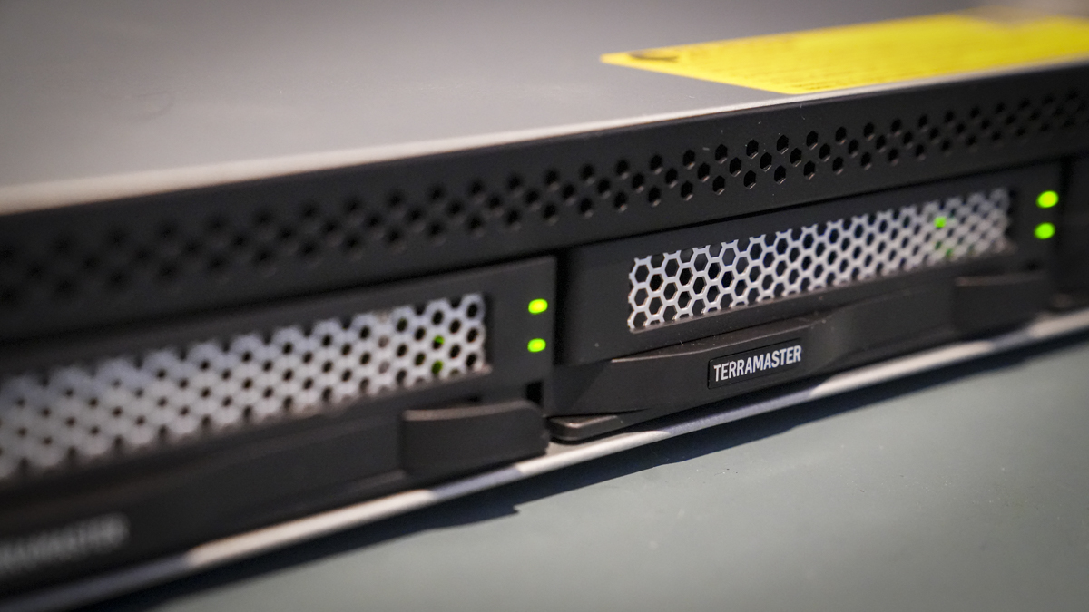 TerraMaster D4-320U review