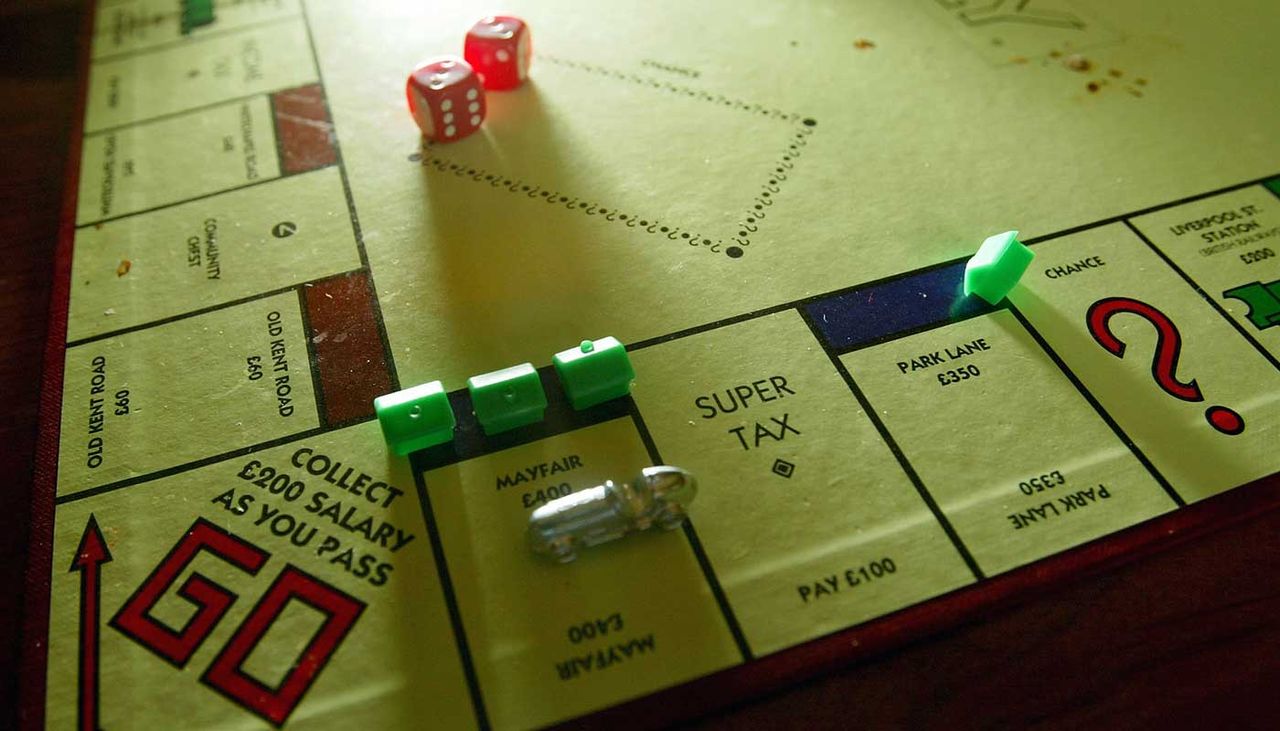 Man hospitalised after Monopoly game descends into violence