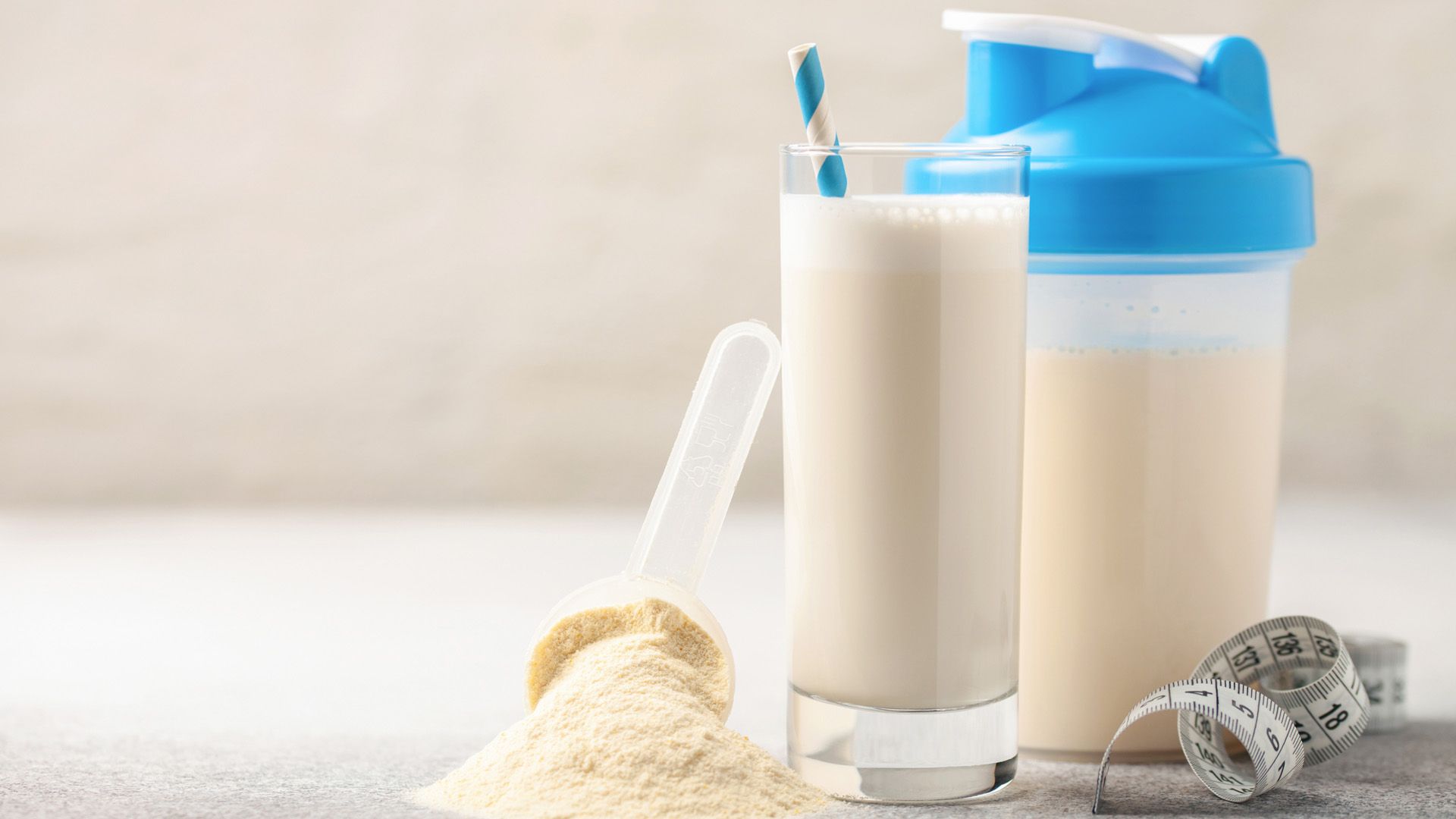 Best Protein Powders For Weight Loss 2022 To Help You Feel Full Fitandwell