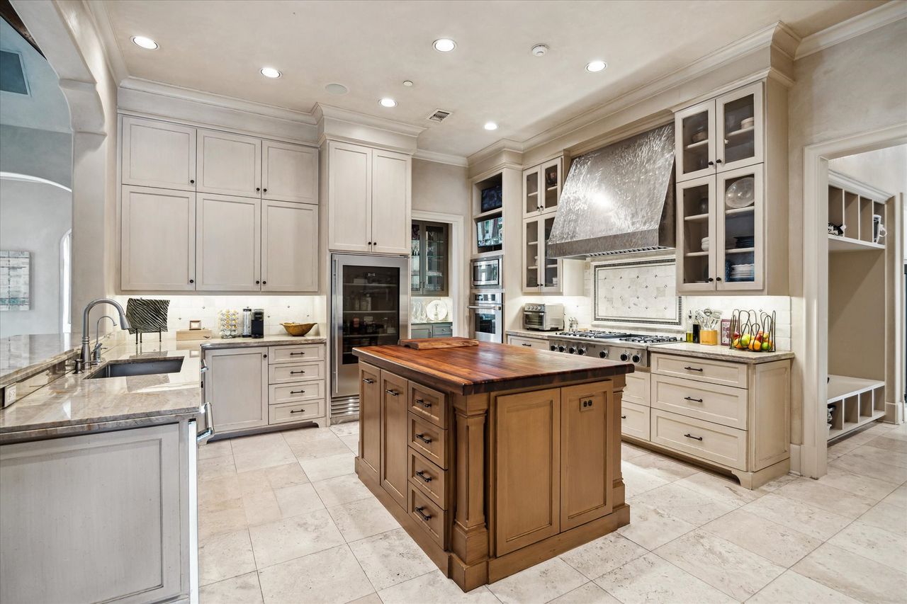 A home for sale in Houston, Texas.