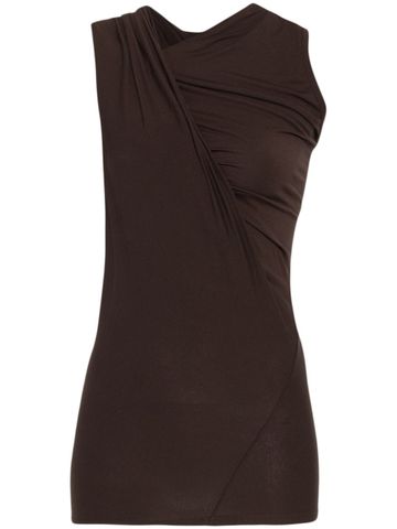 Jennifer Lawrence's Skintight Chocolate Gown Hugs Her Baby Bump at the