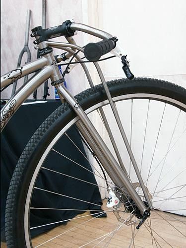 James Bleakley of Black Sheep says the ZAMer fork has over 100mm of offset for proper handling.