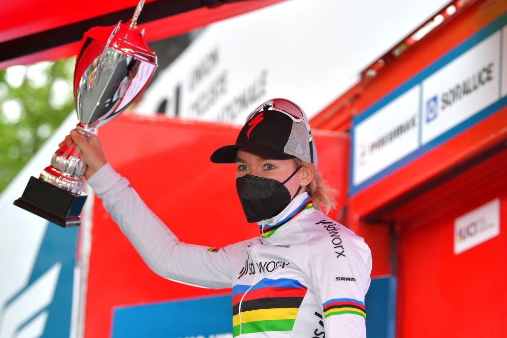 EIBAR SPAIN MAY 16 Anna Van Der Breggen of The Netherlands and Team SD Worx celebrates at podium during the 3rd Gran Premio Ciudad De Eibar 2021 a 1172km race from Eibar to Arrate Alto Usartza 581m Mask Covid safety measures Trophy III Eibarko Hiria sari nagusia CiudaddeEibar21 CCEibarres on May 16 2021 in Eibar Spain Photo by Luc ClaessenGetty Images