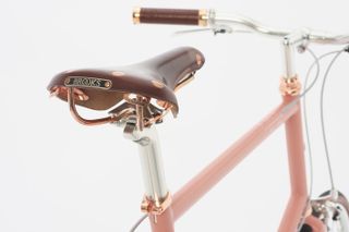Swift saddle and leather grips