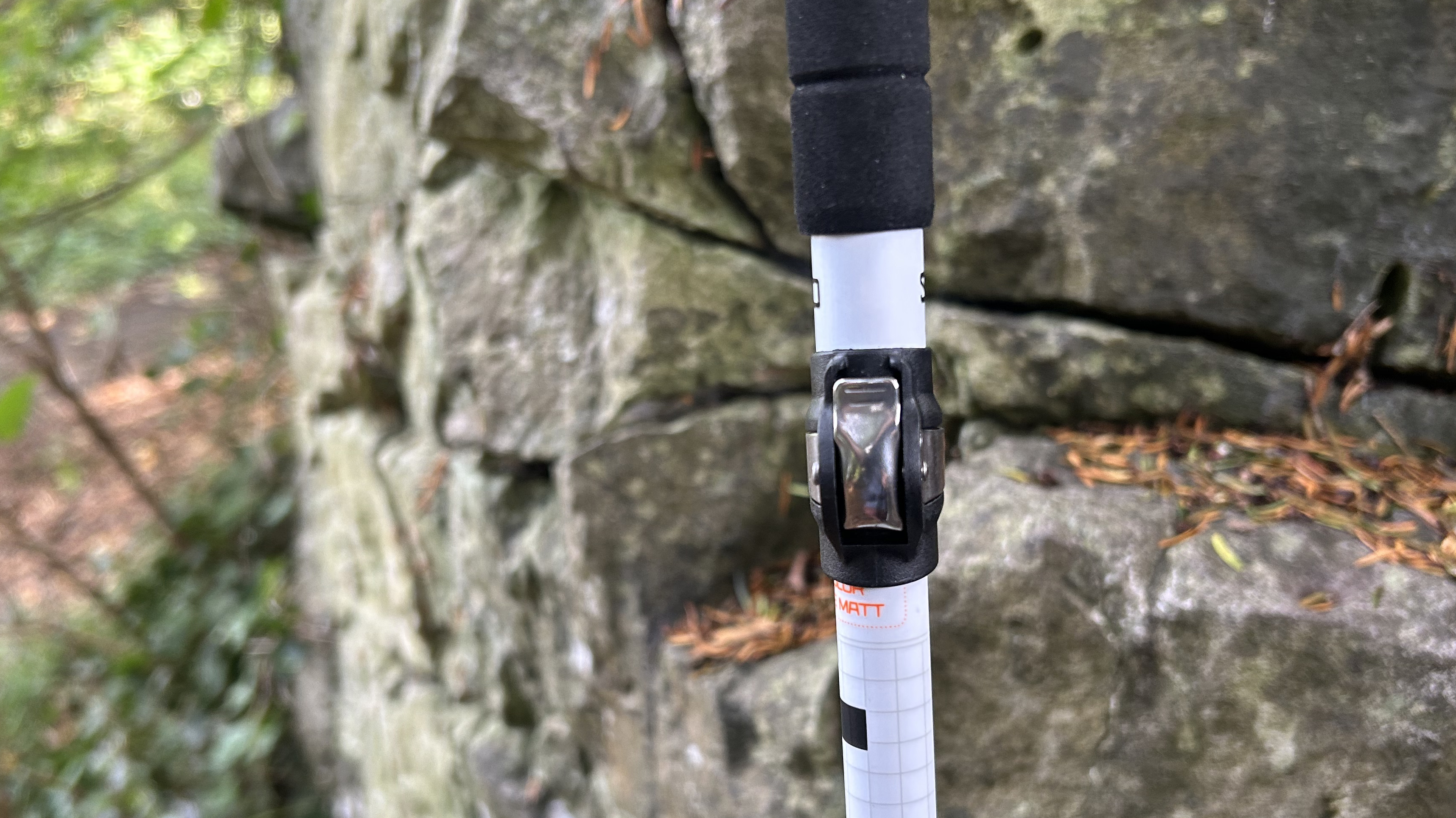 Locking clamp on the Skysolo poles